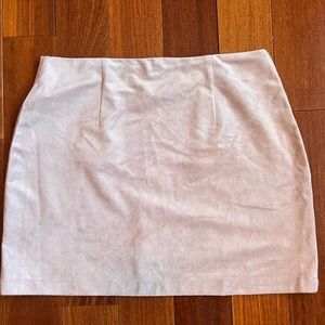 Light sand color Forever 21 skirt with zippers